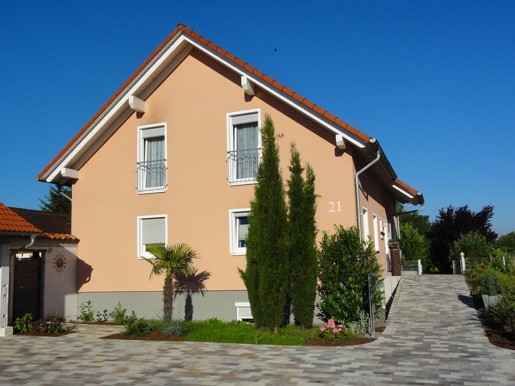 Ferienwohnung Westend 카펠그라펜하우젠 외부 사진